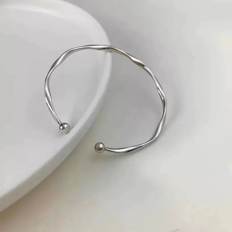 Modern Curve Elegance Adjustable Bracelet