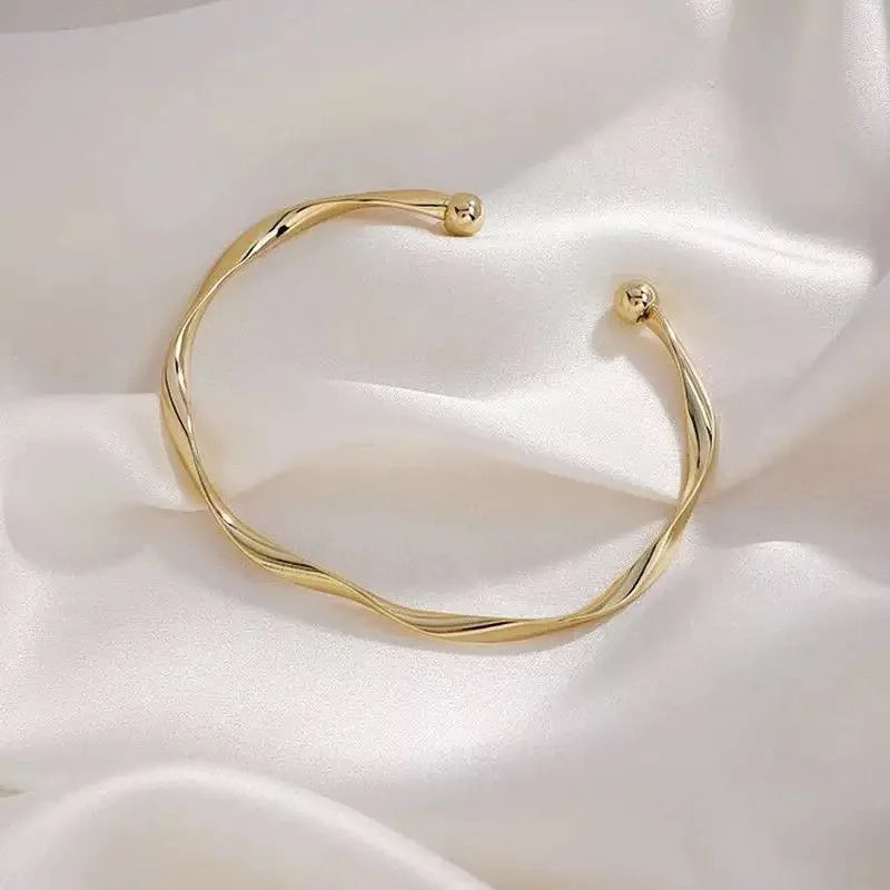 Modern Curve Elegance Adjustable Bracelet